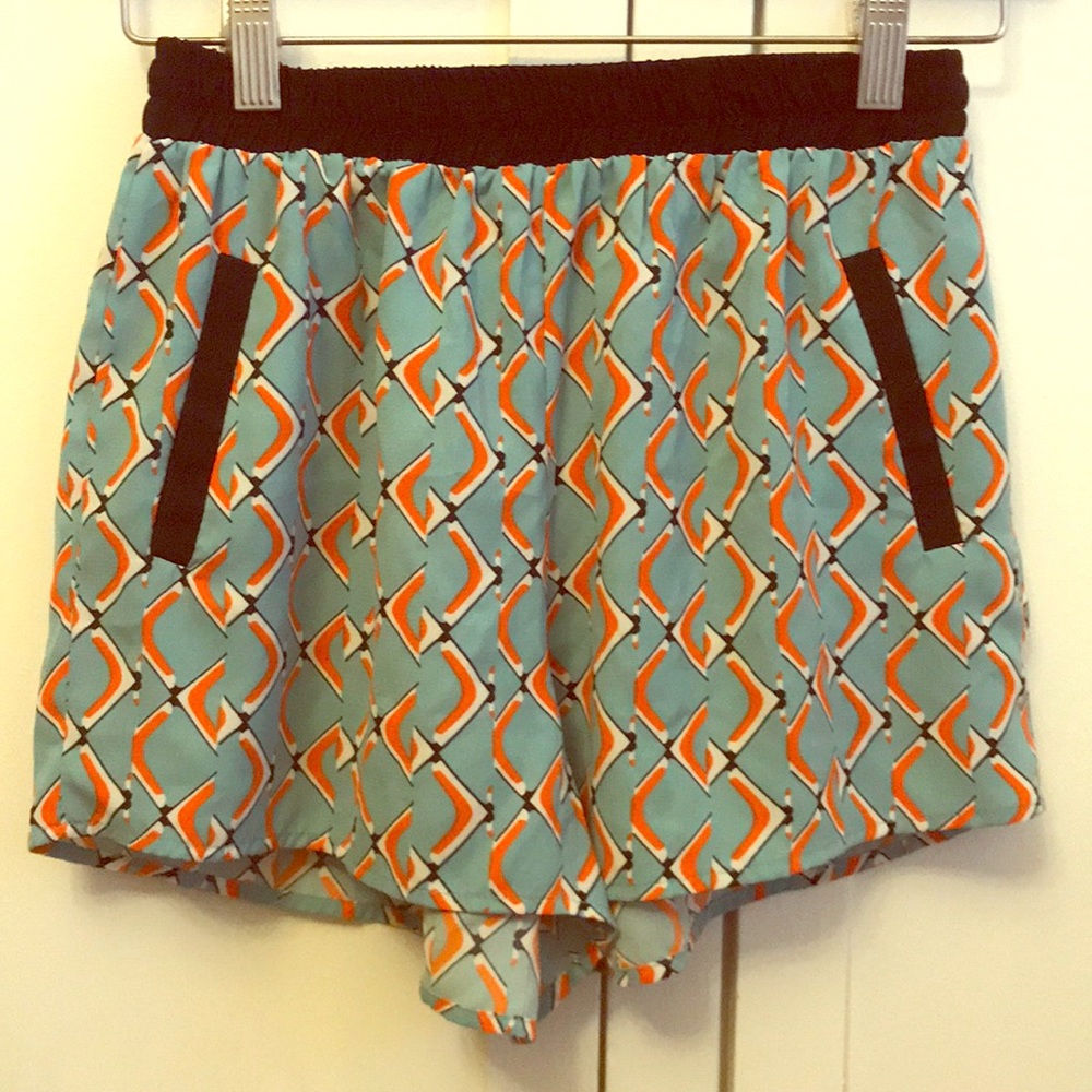 Patterned shorts